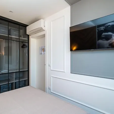 Lux Kalifa 5 Star Exquisite *