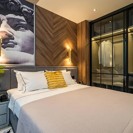 Lux Kalifa 5 Star Exquisite Apartment