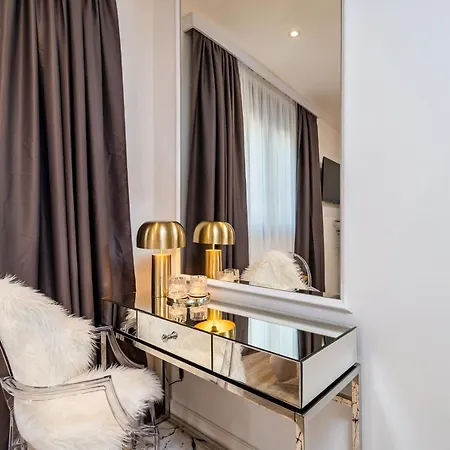 Lux Kalifa 5 Star Exquisite Apartment